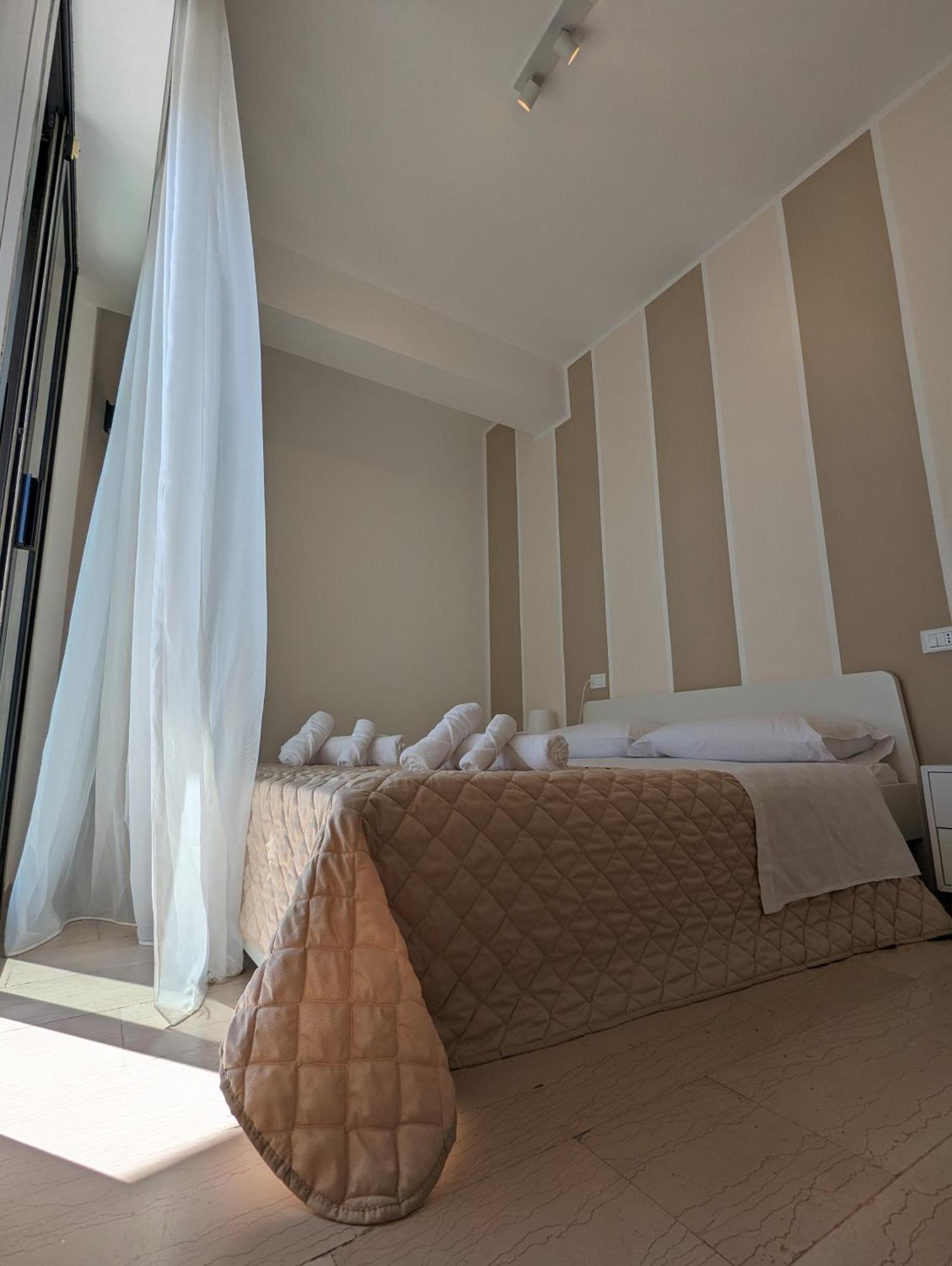 Grand Meeting Hotel Rimini Bagian luar foto